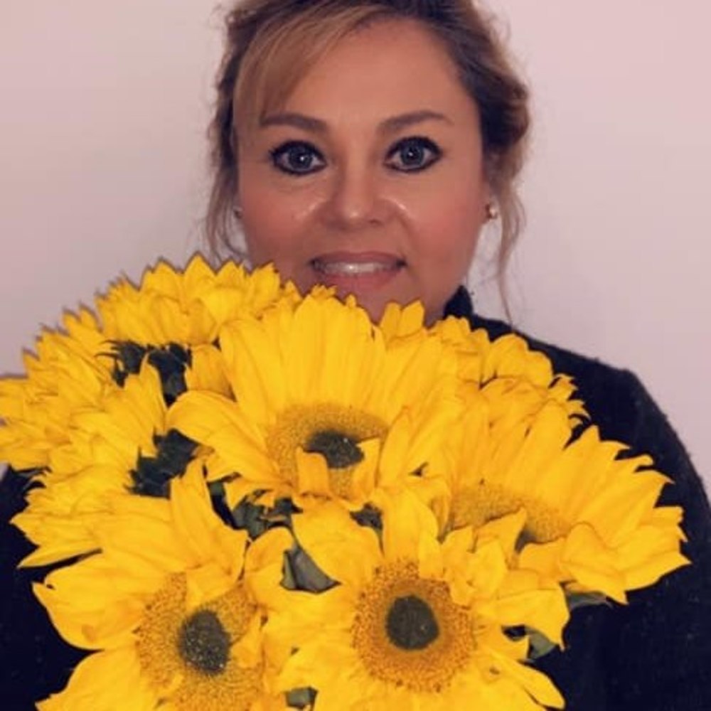 Meet your Posher, Julie